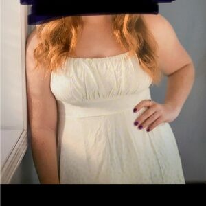 White Sleeveless Dress